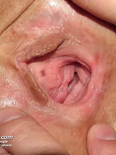 close pussy thumbnail pic